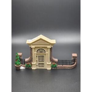 Vintage Dept 56 Olde World Antiques Gate Disney Parks Village Series Heritage Co